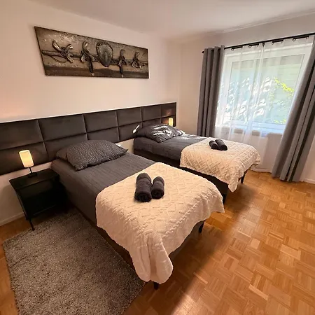 Lion Zentrum Apartman